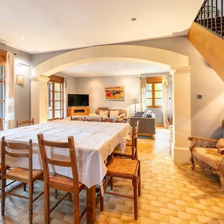 Domaine Des Maladieres Villa