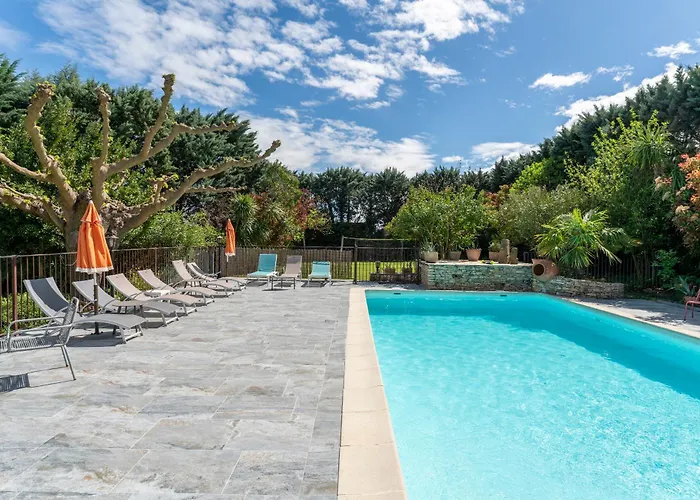 Domaine Des Maladieres Villa Vézénobres